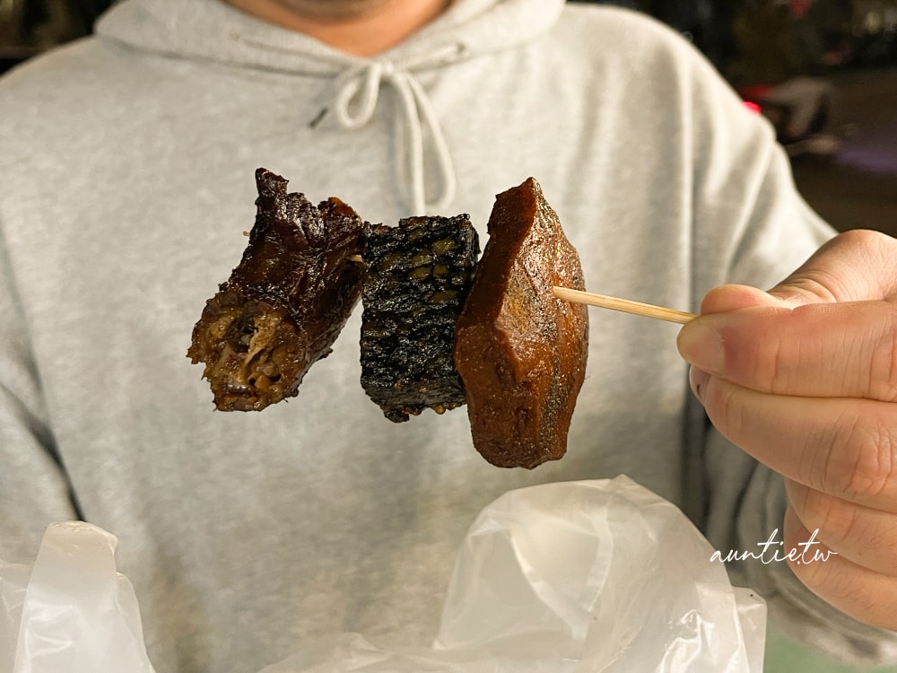 【台北】士林｜高雄東山鴨頭，評價驚人低到爆，不過爆汁豆乾真的強！