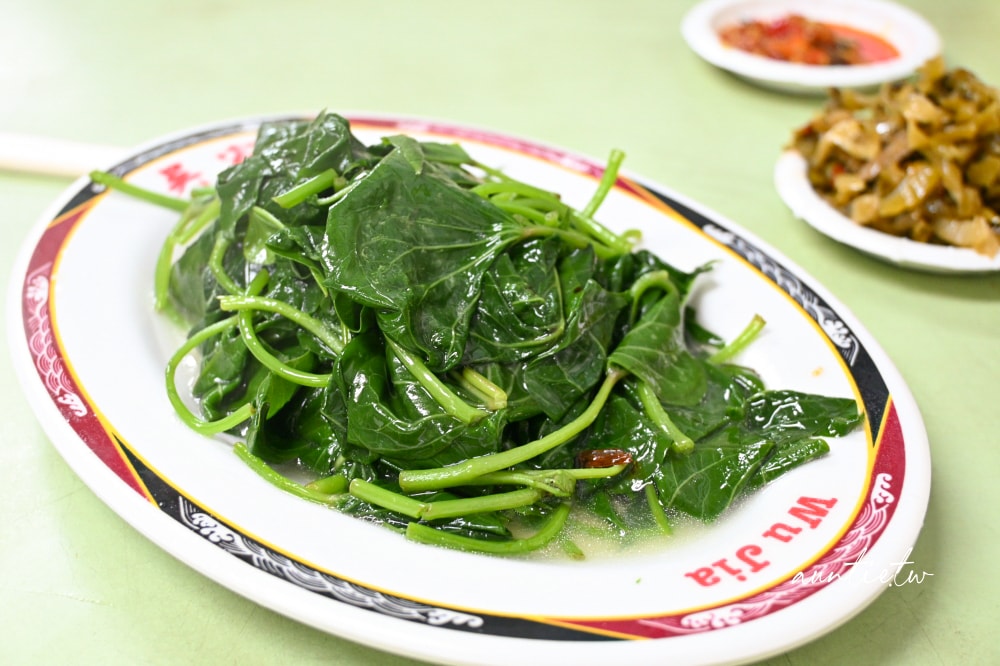 【台北】北投|吳家牛肉麵,北投老字號牛肉麵,排隊人潮滿滿,眷村味牛肉麵 - 第12張圖 【台北】北投|吳家牛肉麵,北投老字號牛肉麵,排隊人潮滿滿,眷村味牛肉麵