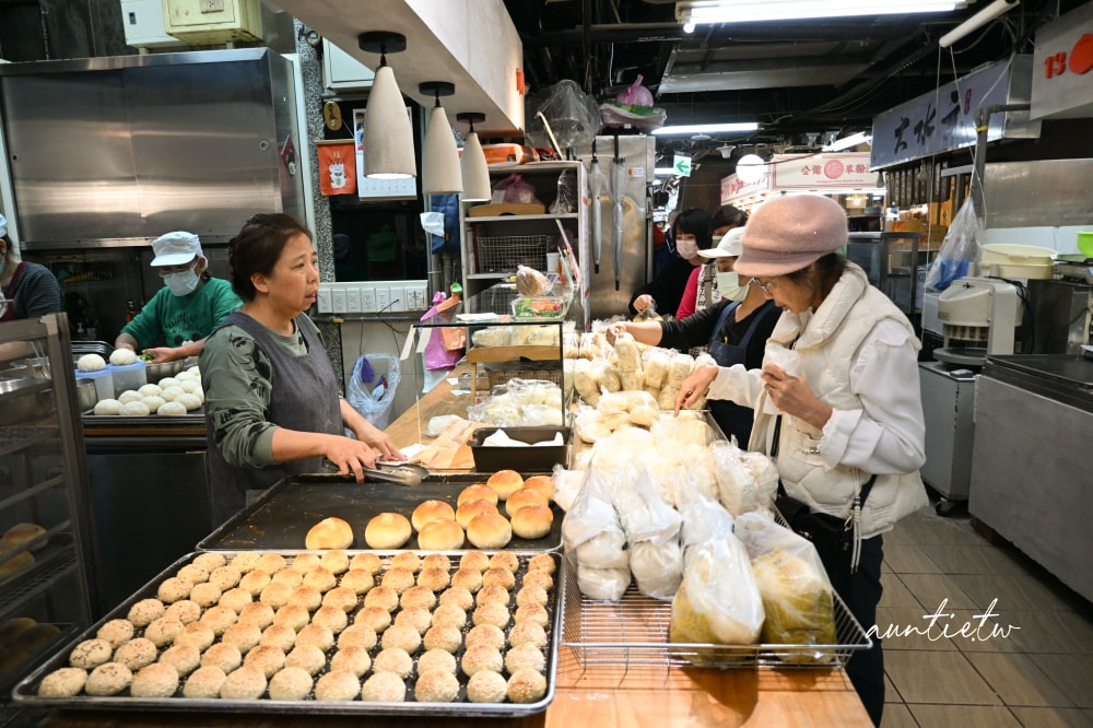 【台北】公館站｜大山東餅舖，中午就完售的超強蔥肉包，水源市場排隊美食