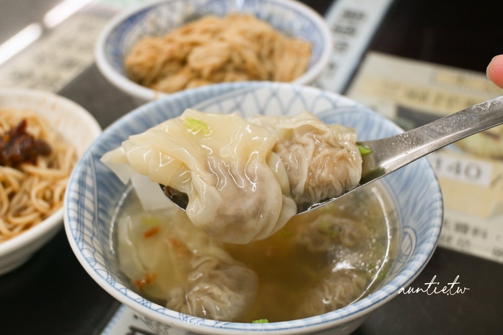 【宜蘭】大麵章，六十年宜蘭在地老麵店，濃醇麻醬麵，香滑沙茶麵，宜蘭人氣排隊乾麵店