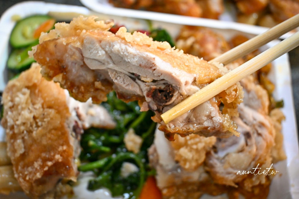 【台北】後山埤站｜阿忠自助餐便當店，自選三樣菜，大排長龍便當店