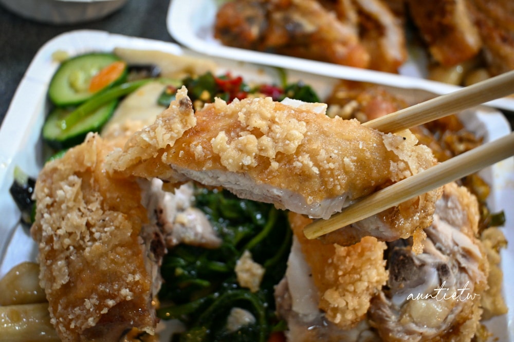 【台北】後山埤站｜阿忠自助餐便當店，自選三樣菜，大排長龍便當店