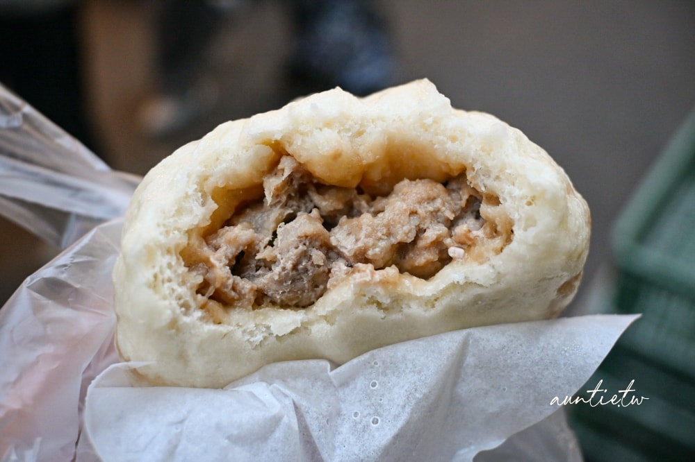 【新北】永和｜上海鮮肉包，熱氣騰騰現出爐包子饅頭，智光黃昏市場排隊美食
