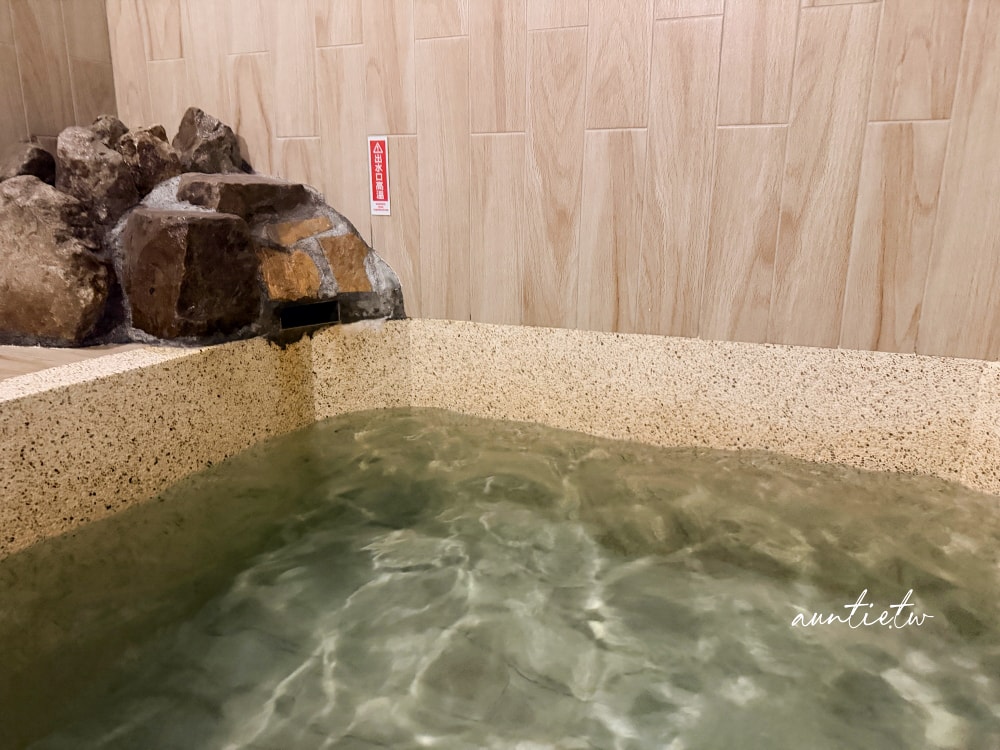 【宜蘭】礁溪溫泉湯屋｜綠水溫泉，新開幕溫泉湯屋，三月活動買一送一，一間只要250元！