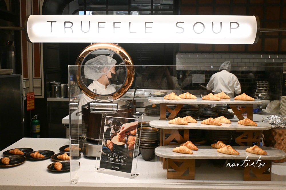 【曼谷美食】Chit Lom 站|Copper Beyond Buffet ,預約制Buffet,和牛、龍蝦尾,各式新鮮食材,曼谷buffet天花板! - 第33張圖 【曼谷美食】Chit Lom 站|Copper Beyond Buffet ,預約制Buffet,和牛、龍蝦尾,各式新鮮食材,曼谷buffet天花板!