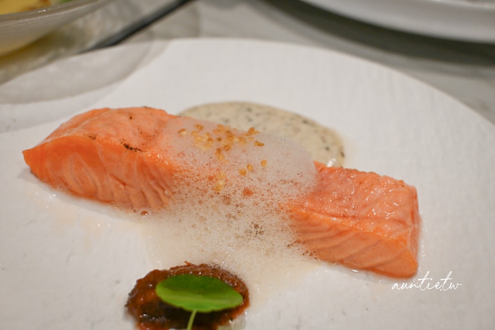 【曼谷美食】Chit Lom 站｜Copper Beyond Buffet ，預約制Buffet，和牛、龍蝦尾，各式新鮮食材，曼谷buffet天花板！