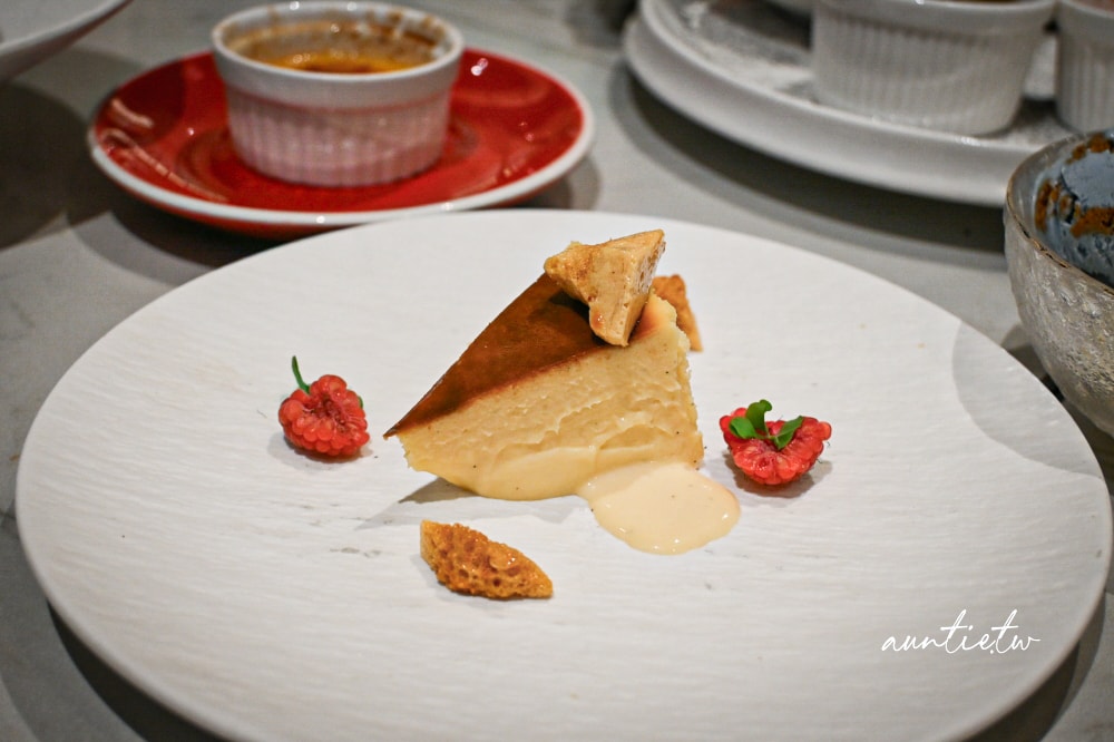 【曼谷美食】Chit Lom 站｜Copper Beyond Buffet ，預約制Buffet，和牛、龍蝦尾，各式新鮮食材，曼谷buffet天花板！