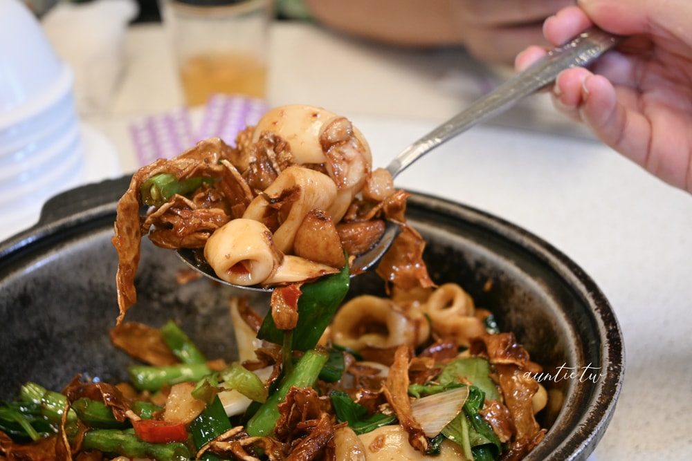【苗栗】三義｜穎川美食館，客家菜餐廳推薦，三合院老宅吃出阿嬤味