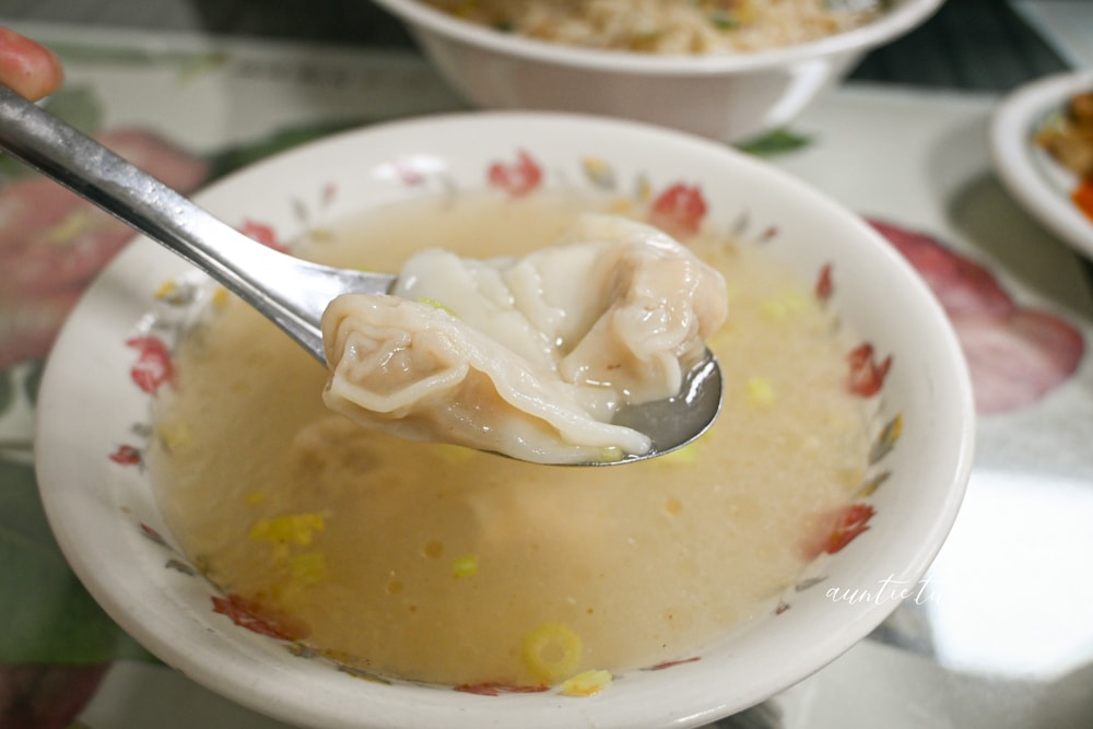 【新北】中和｜特製汕頭麵，在地人推薦，巷弄中的排隊名店