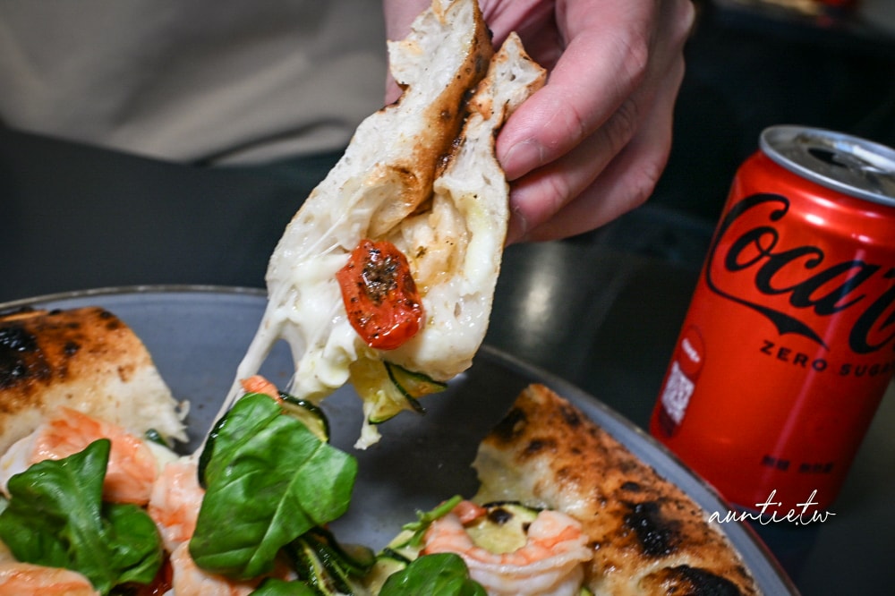 【台北】信義安和站｜PIZZAROUND 比薩斜躺，極度好吃義式PIZZA，鬆軟餅皮南義風格披薩