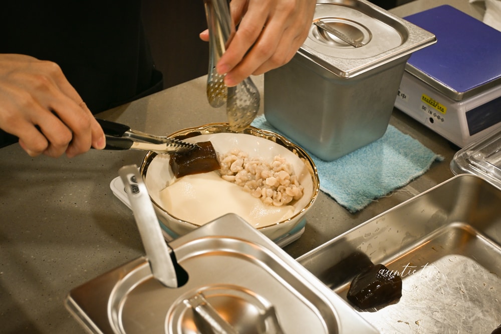 【台北】中正紀念堂站｜紀豆堂，新開幕鹽滷豆花，環境舒適優雅，台北甜品店推薦