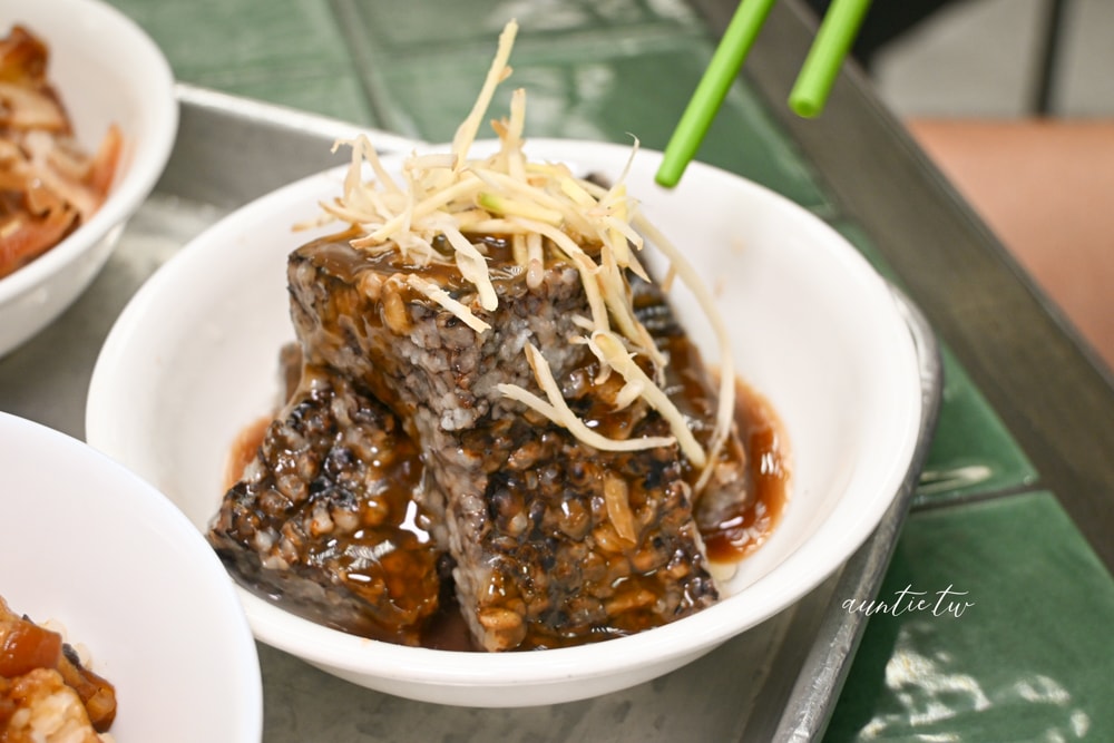 【台北】中正紀念堂站｜樂天羊肉，文青設計感羊肉湯，多款羊肉湯＋10元就有滷肉飯