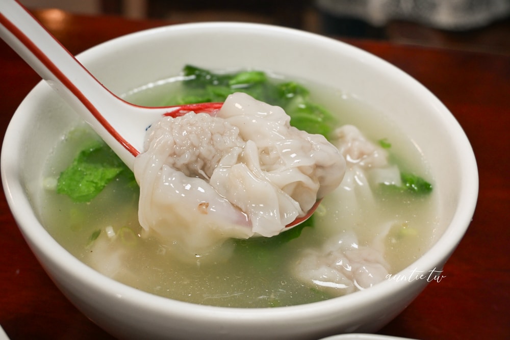 【台北】港墘站｜老皮の麵館，台北皮蛋麵推薦，隱藏版吃法大公開！