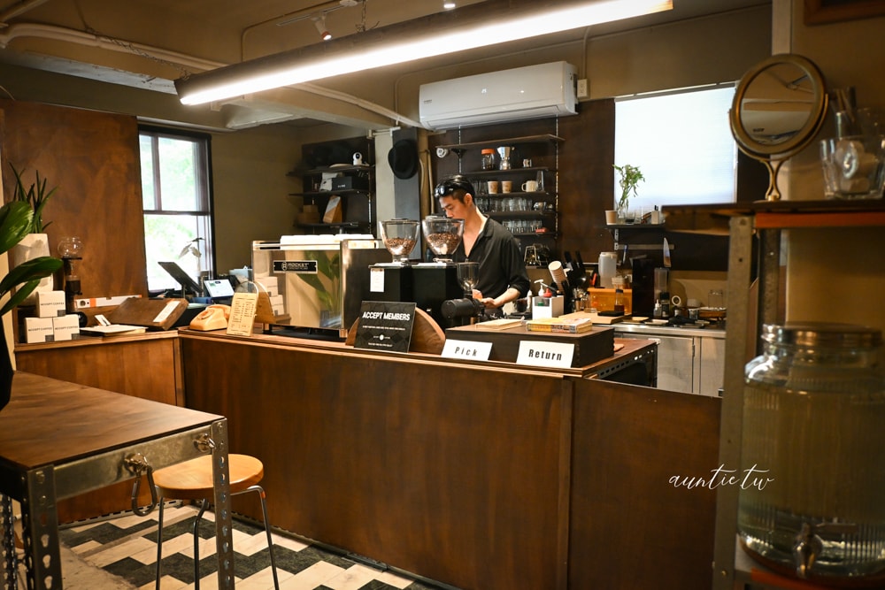 【台北】台電大樓站|a.se CAFE,韓國歐巴開的復古時尚咖啡廳,還有韓式麵包 - 第9張圖 【台北】台電大樓站|a.se CAFE,韓國歐巴開的復古時尚咖啡廳,還有韓式麵包