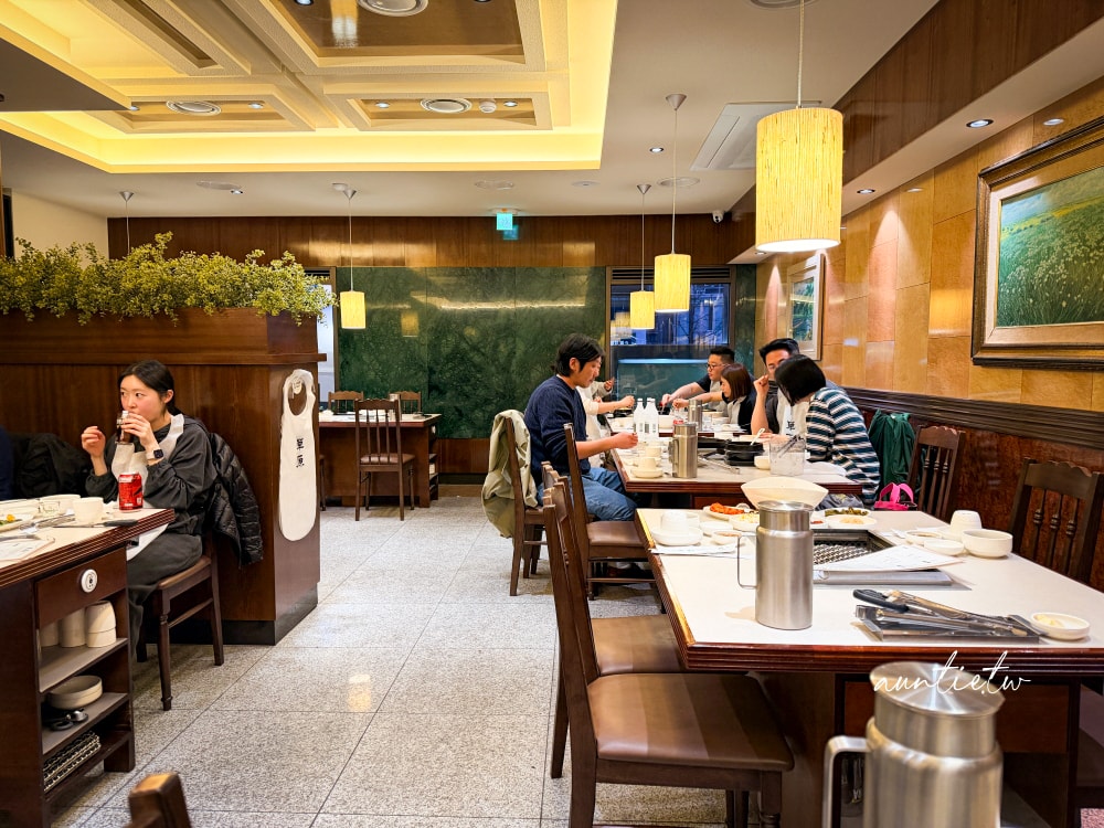 【首爾】狎鷗亭站|草原 초원 강남점,GD慶功宴烤肉店,24小時營業韓牛烤肉專賣店 - 第3張圖 【首爾】狎鷗亭站|草原 초원 강남점,GD慶功宴烤肉店,24小時營業韓牛烤肉專賣店