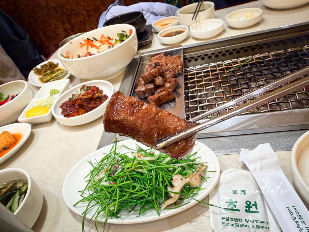 【首爾】狎鷗亭站|草原 초원 강남점,GD慶功宴烤肉店,24小時營業韓牛烤肉專賣店 - 第19張圖 【首爾】狎鷗亭站|草原 초원 강남점,GD慶功宴烤肉店,24小時營業韓牛烤肉專賣店