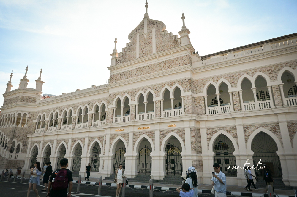 【2026馬來西亞旅遊】Day 2. 鬼仔巷藏在老城裡最有味道的復古小巷，馬六甲喝網紅椰子冰沙、沙嗲碌碌