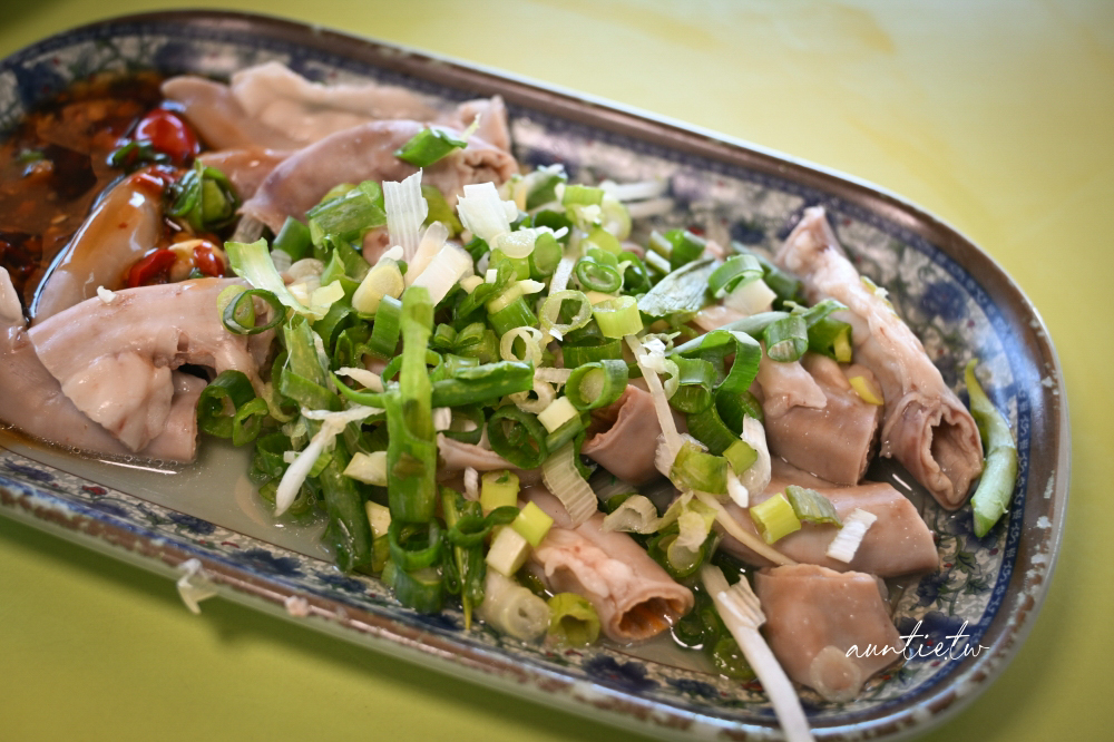 【新北】三重｜大胖烏醋麵，平價又大碗烏醋麵，新鮮黑白切！