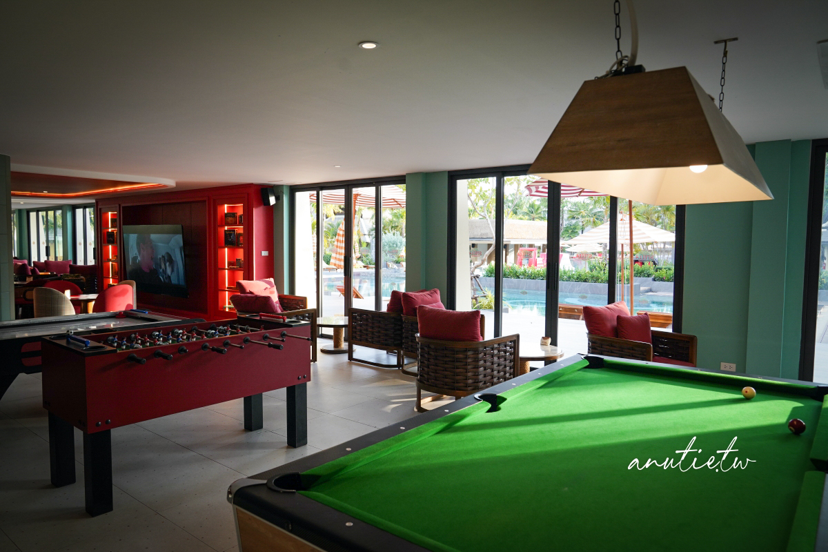 【泰國】攀牙府拷叻住宿｜La Solaya Khao Lak，Bang Niang Beach旁海景度假飯店，泳池酒吧、Villa房型與餐飲分享