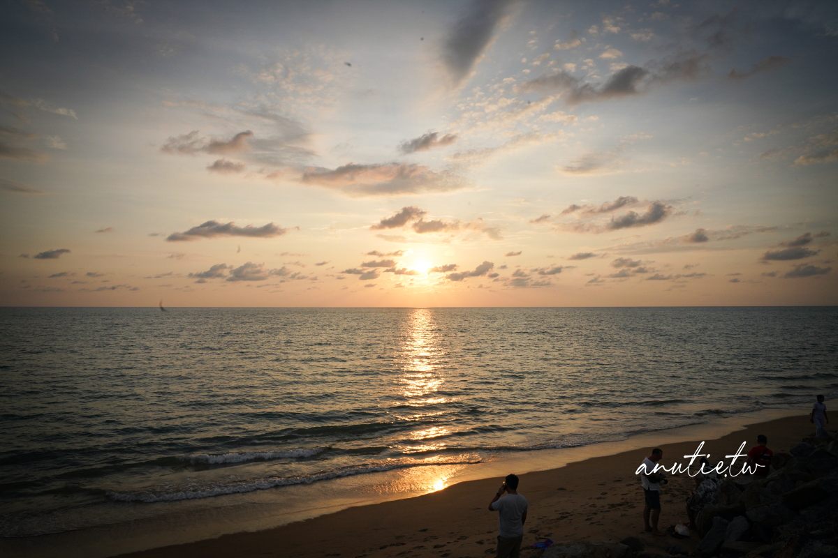 【泰國】攀牙府拷叻住宿｜La Solaya Khao Lak，Bang Niang Beach旁海景度假飯店，泳池酒吧、Villa房型與餐飲分享