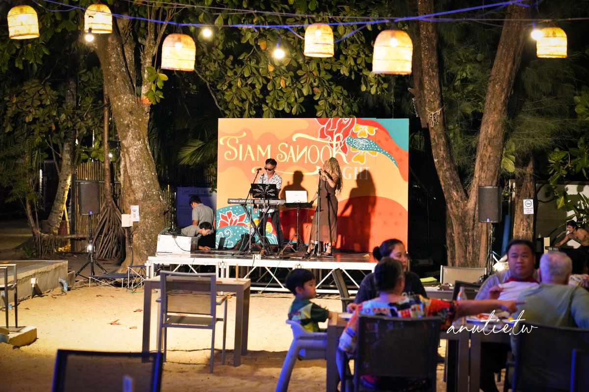 【泰國】攀牙府拷叻住宿｜La Flora Khao Lak設施體驗｜Poolside Wing 房直通泳池，水上瑜伽、龍蝦和牛Buffet一次玩到吃到