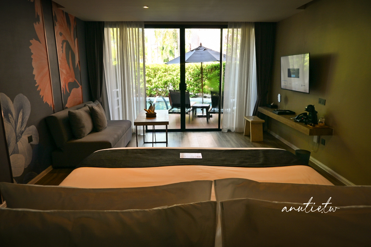 【泰國】攀牙府拷叻住宿｜La Flora Khao Lak設施體驗｜Poolside Wing 房直通泳池，水上瑜伽、龍蝦和牛Buffet一次玩到吃到