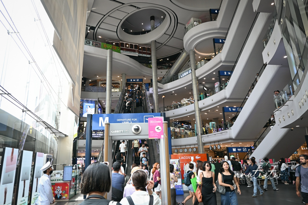 【2026曼谷自由行】Terminal 21 Asok樓層介紹,BTS Asok直通,吃飯逛街換錢都方便 - 第11張圖 【2026曼谷自由行】Terminal 21 Asok樓層介紹,BTS Asok直通,吃飯逛街換錢都方便