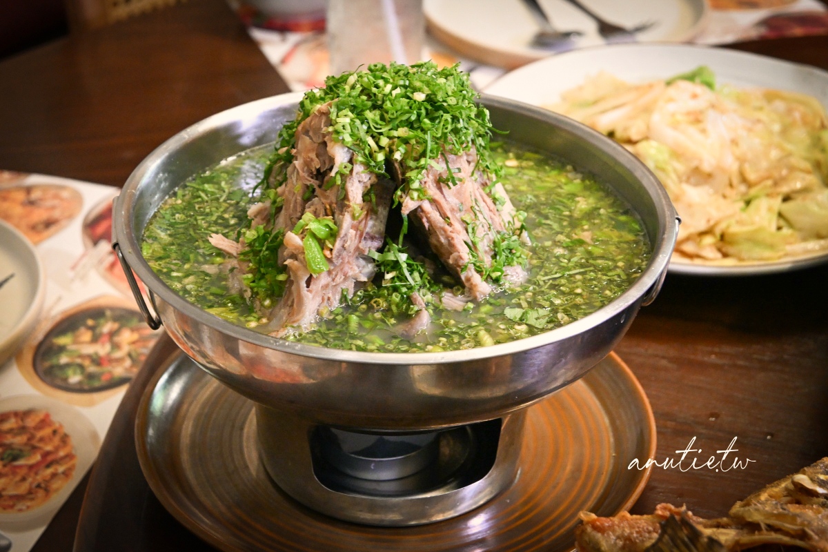 【曼谷美食】Savoey Seafood @The Mercury Ville，Chit Lom站泰式海鮮餐廳，順遊四面佛、Dior下午茶