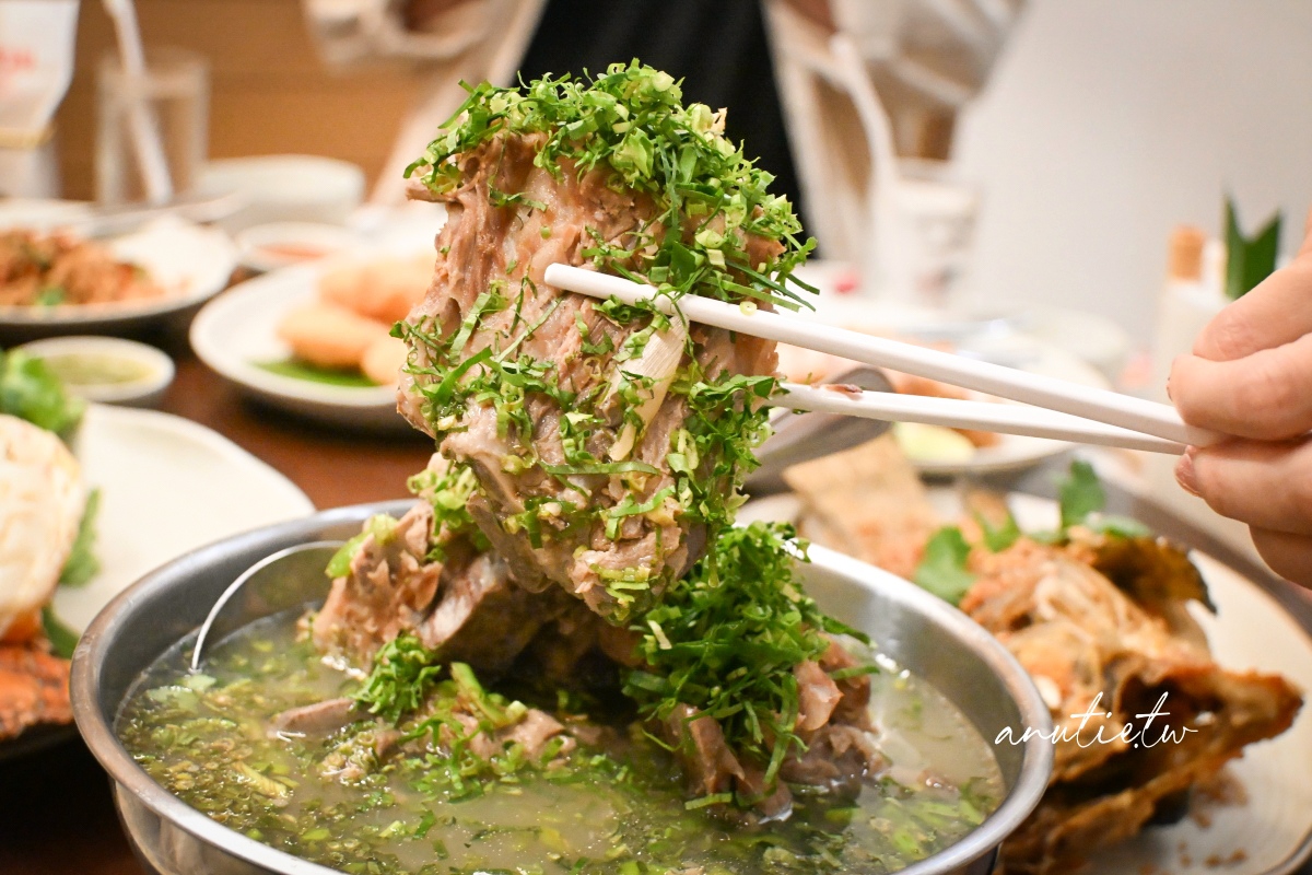 【曼谷美食】Savoey Seafood @The Mercury Ville，Chit Lom站泰式海鮮餐廳，順遊四面佛、Dior下午茶