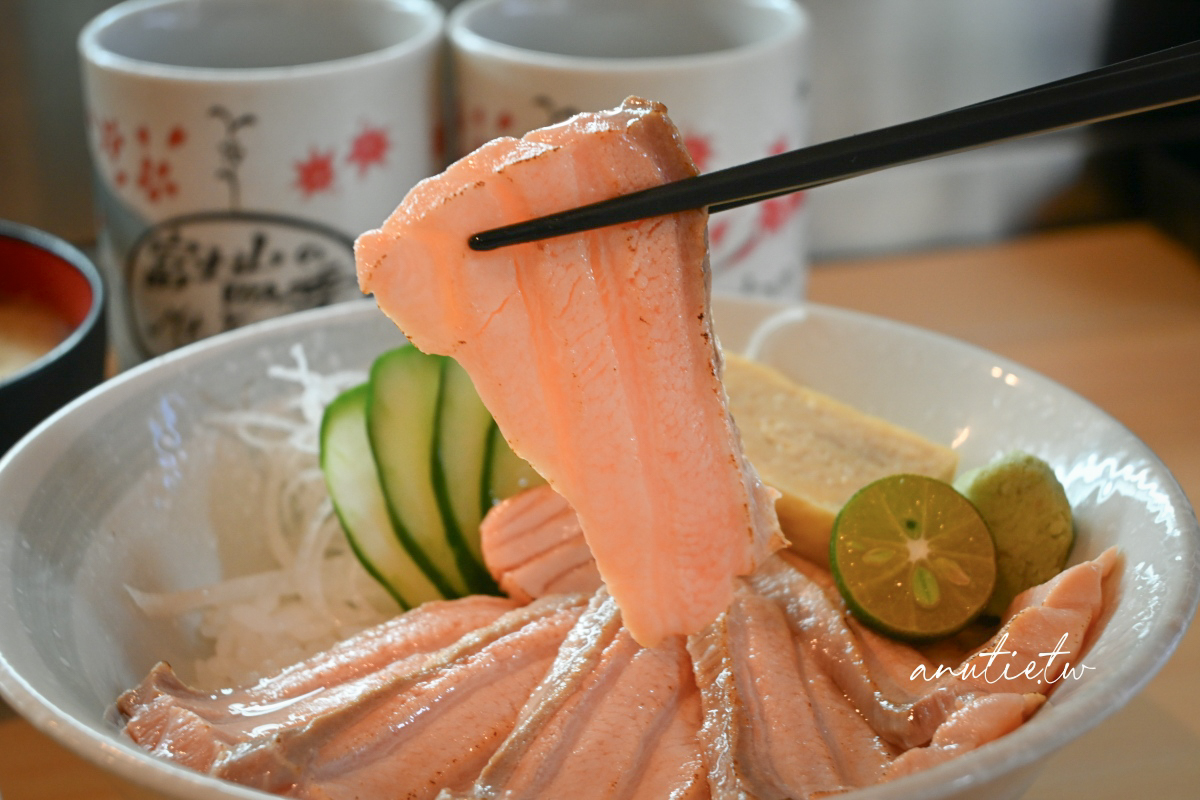 【台北】圓山站|安安生魚小料理,生魚片、海鮮丼飯都推薦,座位不多記得先訂位 - 第13張圖 【台北】圓山站|安安生魚小料理,生魚片、海鮮丼飯都推薦,座位不多記得先訂位