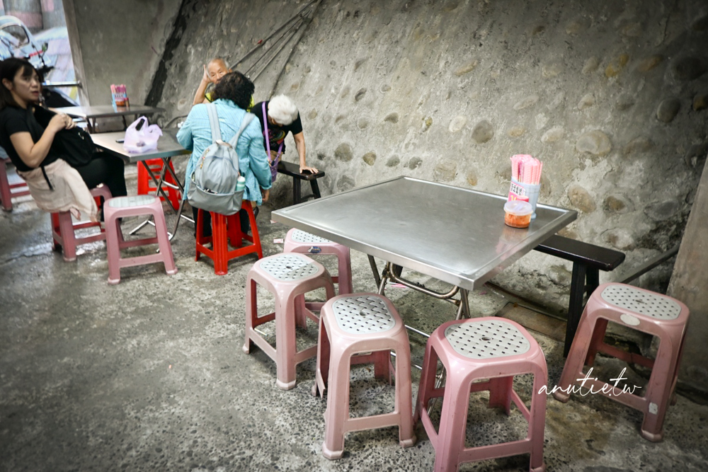 【基隆】安樂區|郭家巷頭粿仔湯,在地人推薦的老味道,簡單一碗粿仔條配黑白切就很滿足 - 第7張圖 【基隆】安樂區|郭家巷頭粿仔湯,在地人推薦的老味道,簡單一碗粿仔條配黑白切就很滿足