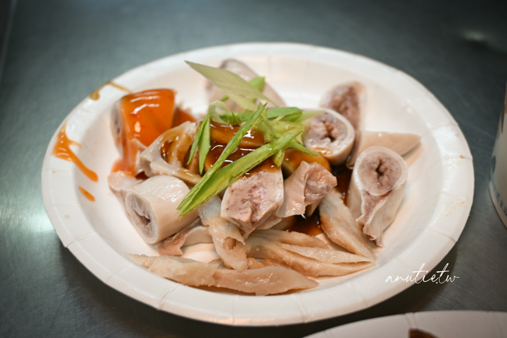 【基隆】安樂區|郭家巷頭粿仔湯,在地人推薦的老味道,簡單一碗粿仔條配黑白切就很滿足 - 第19張圖 【基隆】安樂區|郭家巷頭粿仔湯,在地人推薦的老味道,簡單一碗粿仔條配黑白切就很滿足