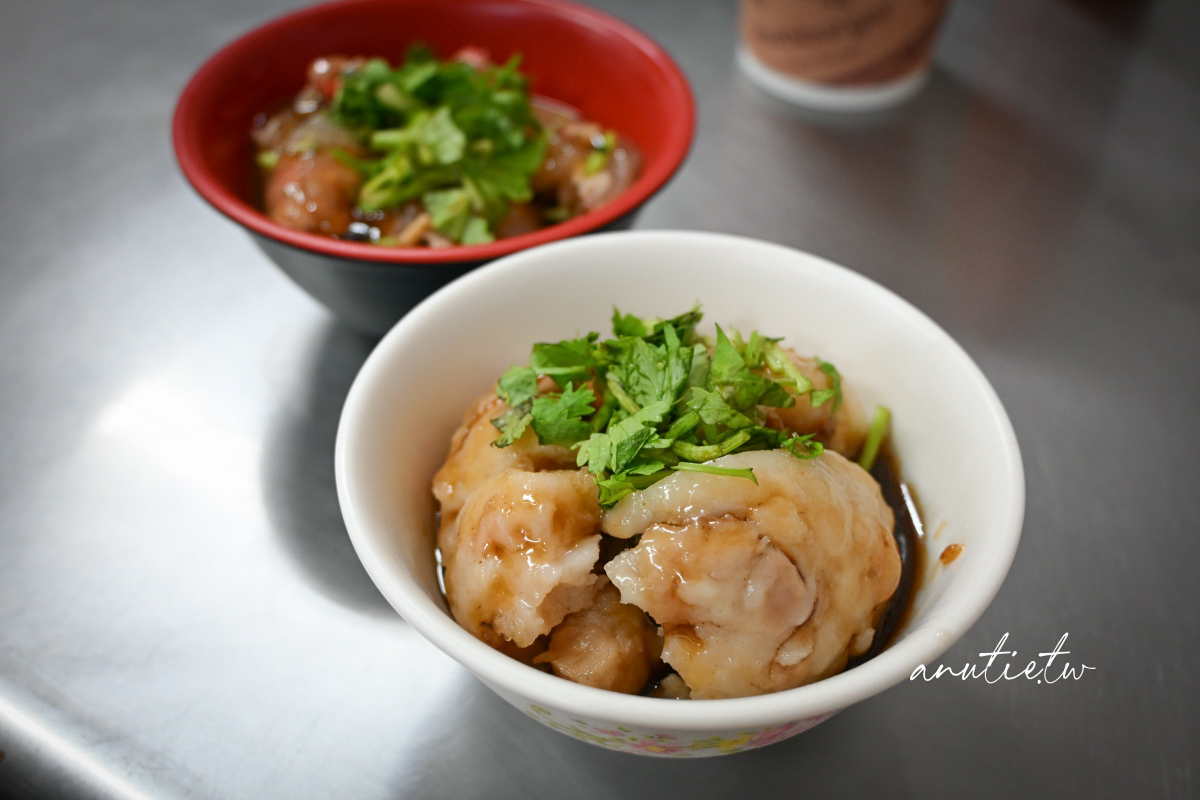【基隆】中山區｜順伯三輪車肉圓，安樂市場附近低調老店，肉圓和芋粿一次滿足