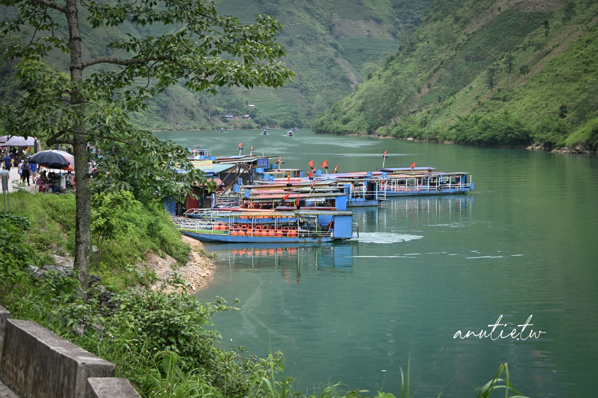 【越南北部旅遊】儒桂河遊船｜河江塗山峽谷搭船體驗，從山頂看到水平面