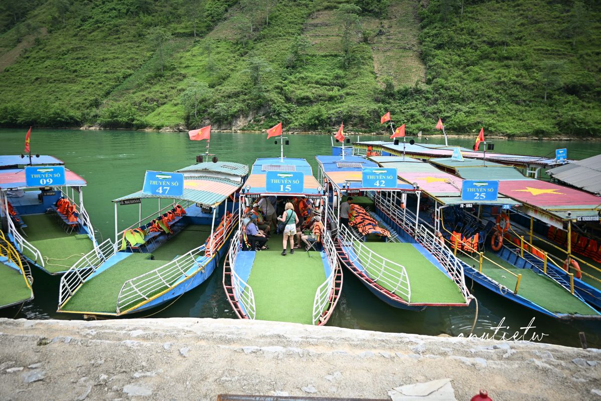 【越南北部旅遊】儒桂河遊船｜河江塗山峽谷搭船體驗，從山頂看到水平面