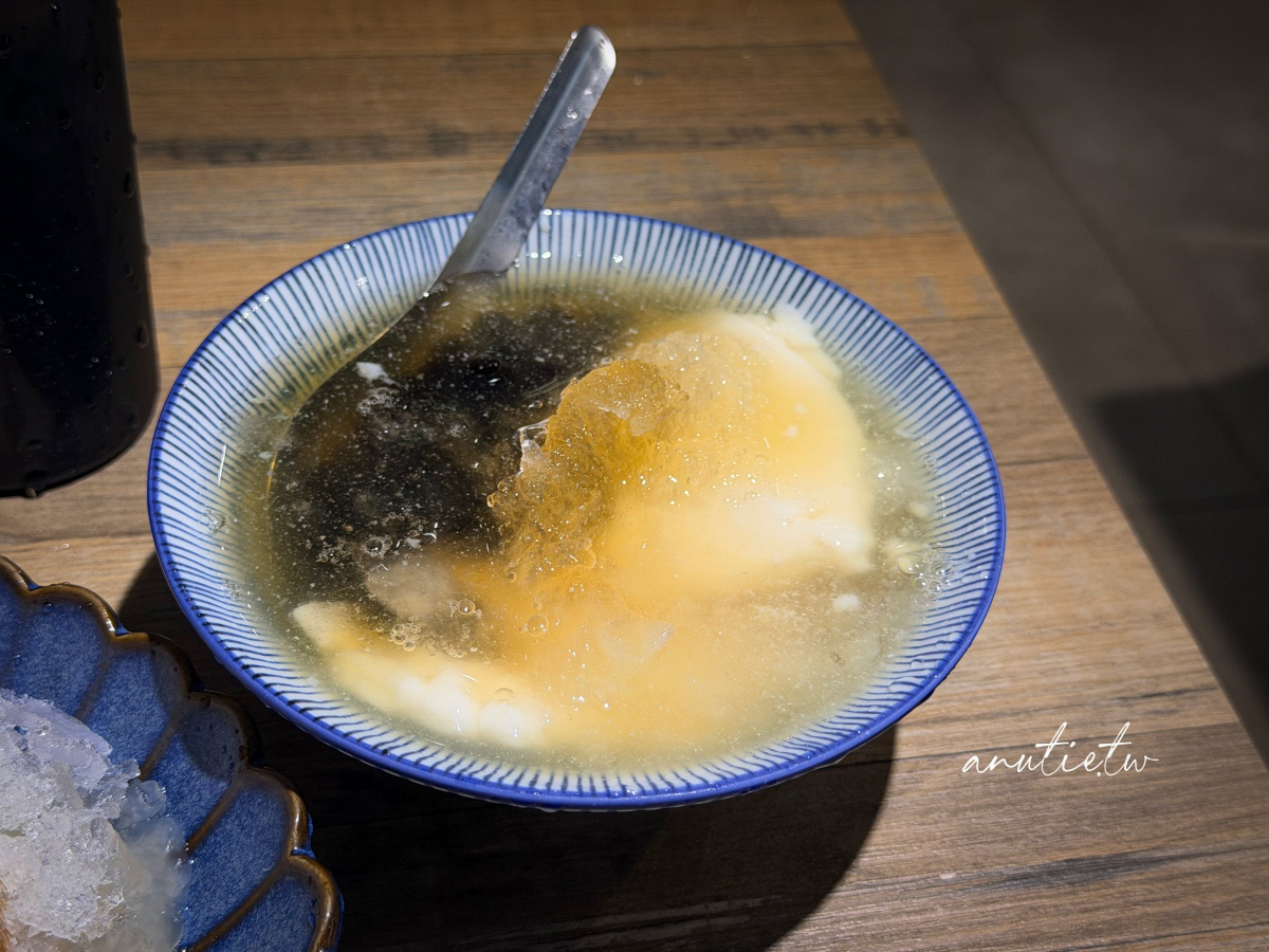 【台北】東湖站｜阿富豆花東湖本店，搬家後第一次再訪，最喜歡檸檬豆花，剉冰也好吃