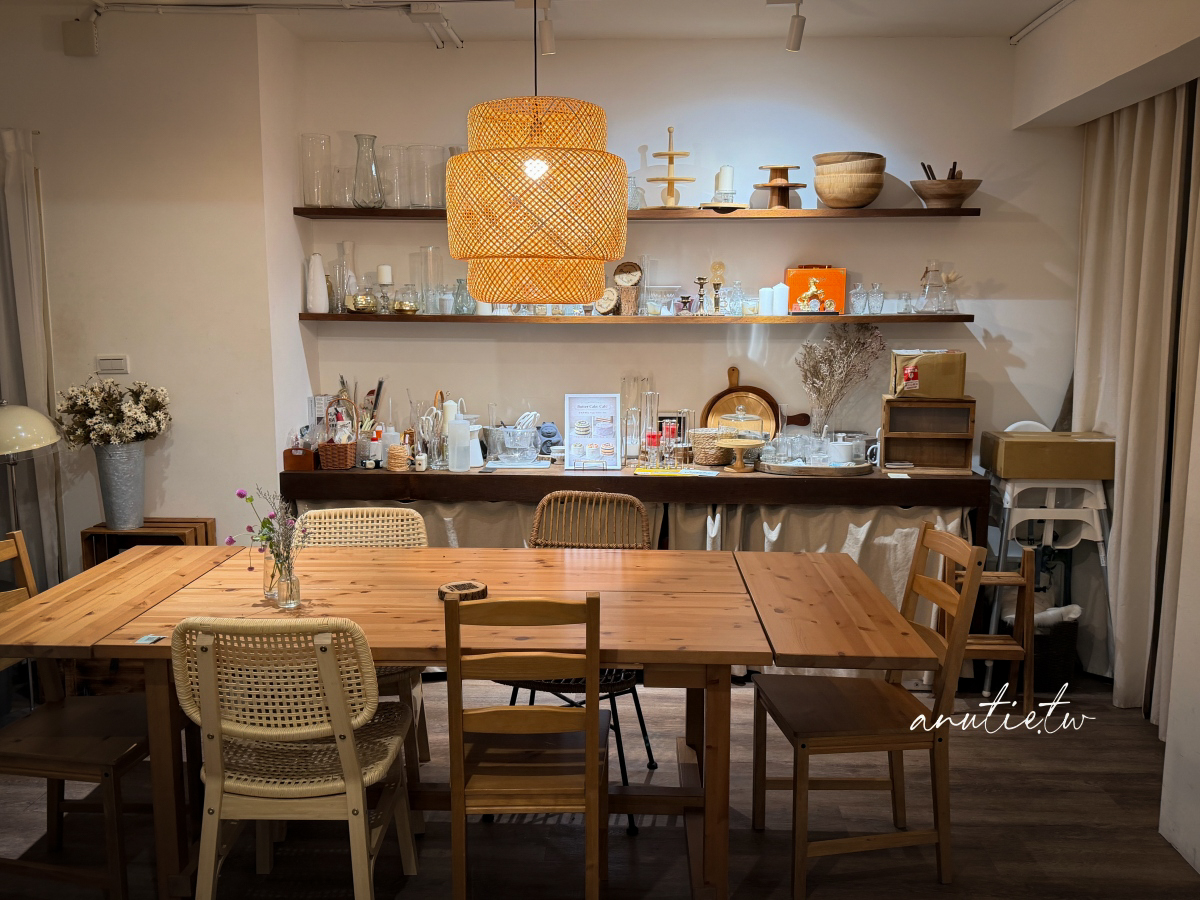 【新店甜點】大坪林站｜Butter Cake Café 奶油蛋糕咖啡廳，水果千層、軟嫩布丁與檸檬咖啡