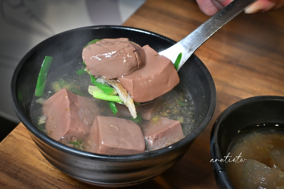 【台北】通化夜市｜通化肉圓，回訪老字號銅板美食，肉圓漲到60元味道依舊穩定