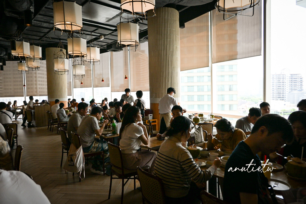 【曼谷】Savoey上味泰餐館菜單｜咖哩蟹、酸辣蝦湯、生蚵煎蛋必點，Terminal 21五樓海鮮推薦