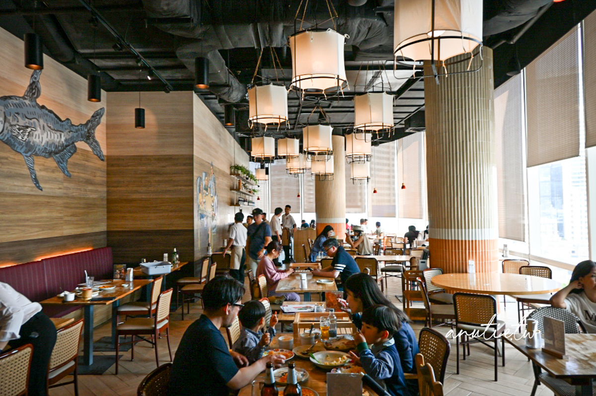 【曼谷】Savoey上味泰餐館菜單｜咖哩蟹、酸辣蝦湯、生蚵煎蛋必點，Terminal 21五樓海鮮推薦