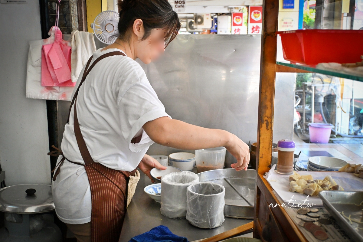 【宜蘭】羅東｜無招牌麵店 清爽口味麻醬麵 滑嫩餛飩清甜內餡 古早味麵店推薦