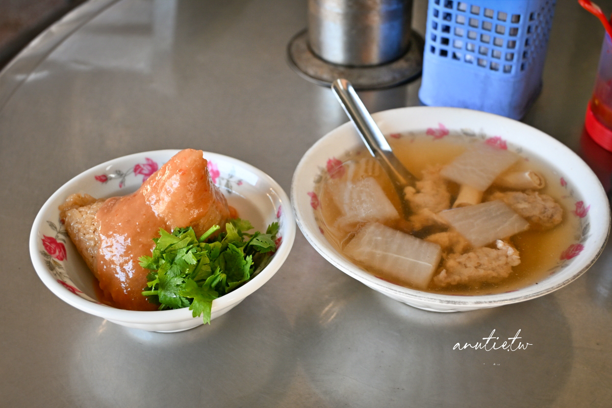 【宜蘭】羅東｜肉粽李，羅東夜市旁75年老店，熟門熟路在地人才知道的三代好味道