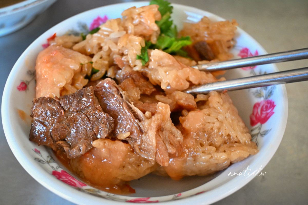 【宜蘭】羅東｜肉粽李，羅東夜市旁75年老店，熟門熟路在地人才知道的三代好味道