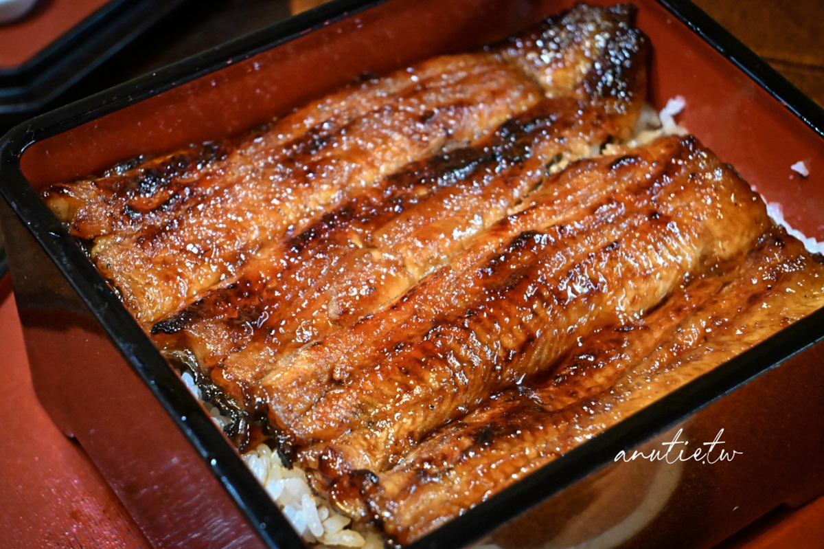 【岡山美食】赤磐市|味心 逆瀨川,稀少岡山桃太郎鰻魚,備長炭烤出酥脆外皮 - 第15張圖 【岡山美食】赤磐市|味心 逆瀨川,稀少岡山桃太郎鰻魚,備長炭烤出酥脆外皮